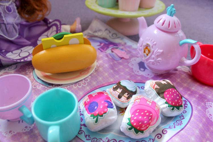 Cocktails in Teacups Disney Life Parenting Travel Blog Disney Toddler Dolls Jakks Review #nationalteaday cakes