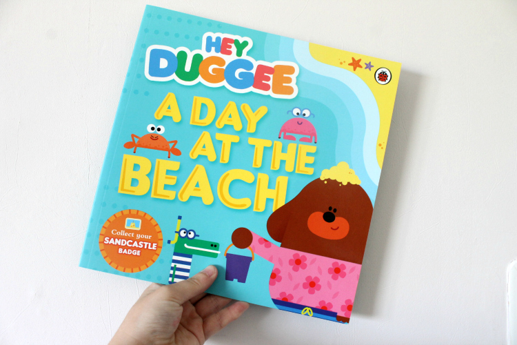 cocktails-in-teacups-disney-life-travel-parenting-blog-hey-duggee-a-day-at-the-beach