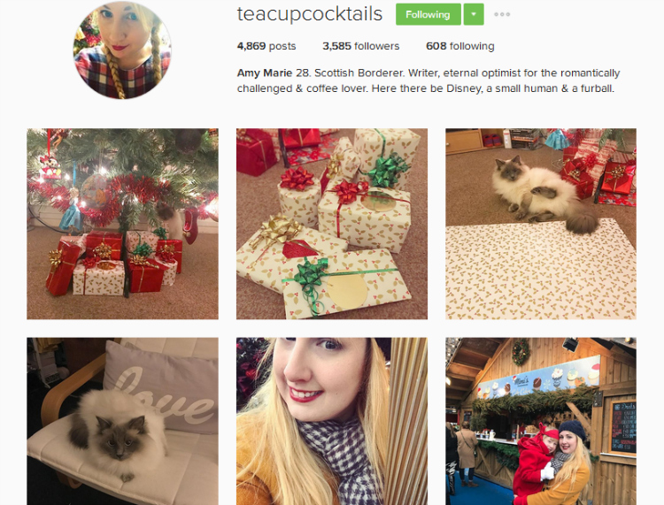 cocktails-in-teacups-disney-life-travel-parenting-blog-tips-for-getting-that-perfect-instagram-picture-this-christmas-title-teacupcocktails
