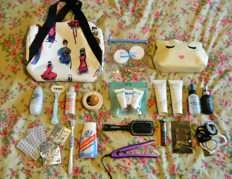 Cocktails-in-Teacups-Whats-In-My-Wash-Bag-Lifestyle-Blogger-Post-Travel-Paris-City-Break